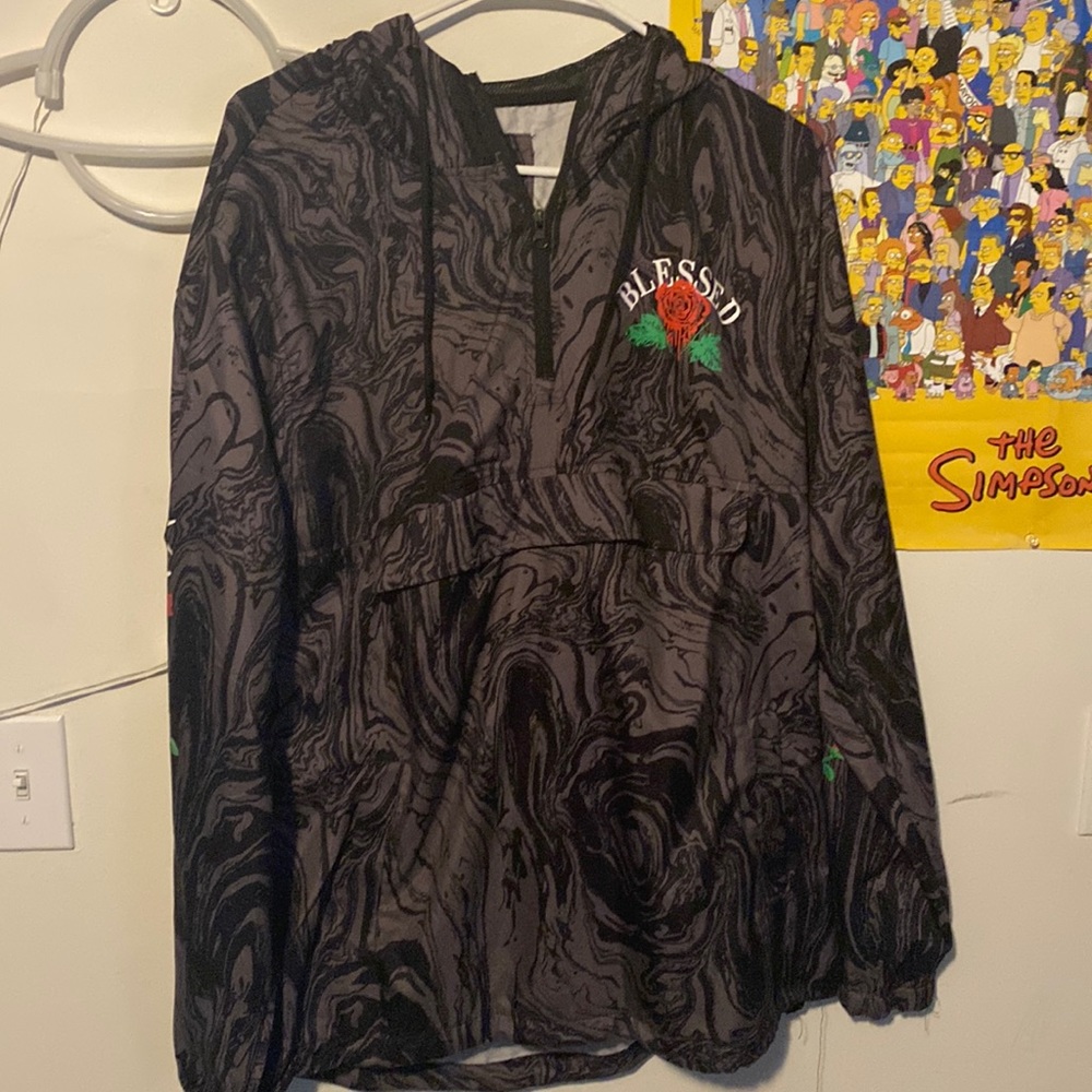Large rue21 windbreaker (perfect condition)
